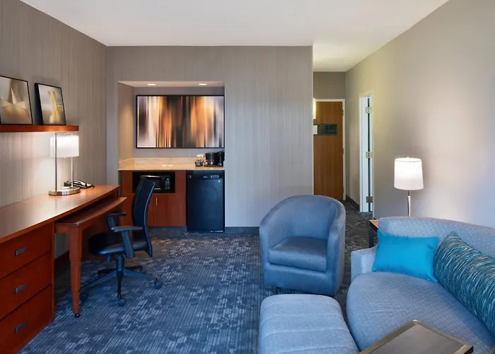 Courtyard Cincinnati Blue Ash
